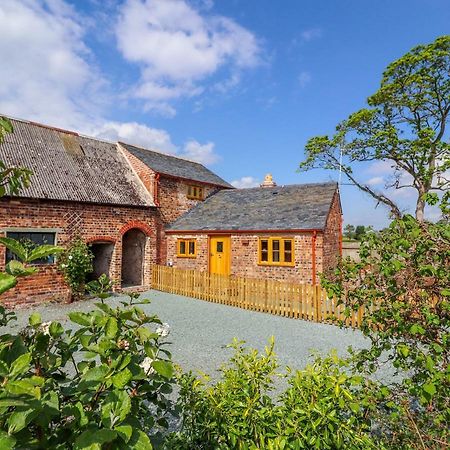 The Tractor Shed Oswestry Exterior foto
