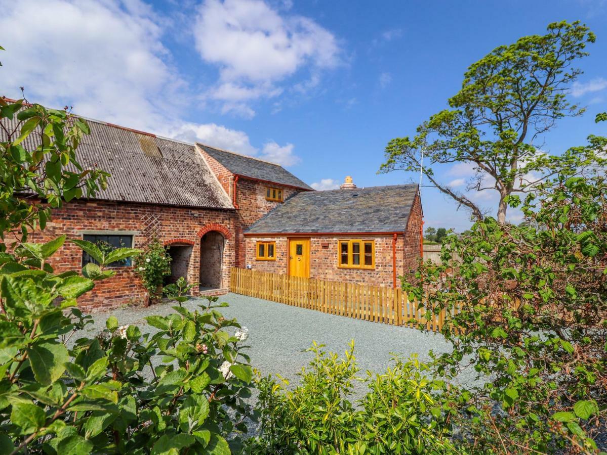The Tractor Shed Oswestry Exterior foto